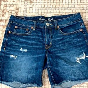 AE Bermuda shorts